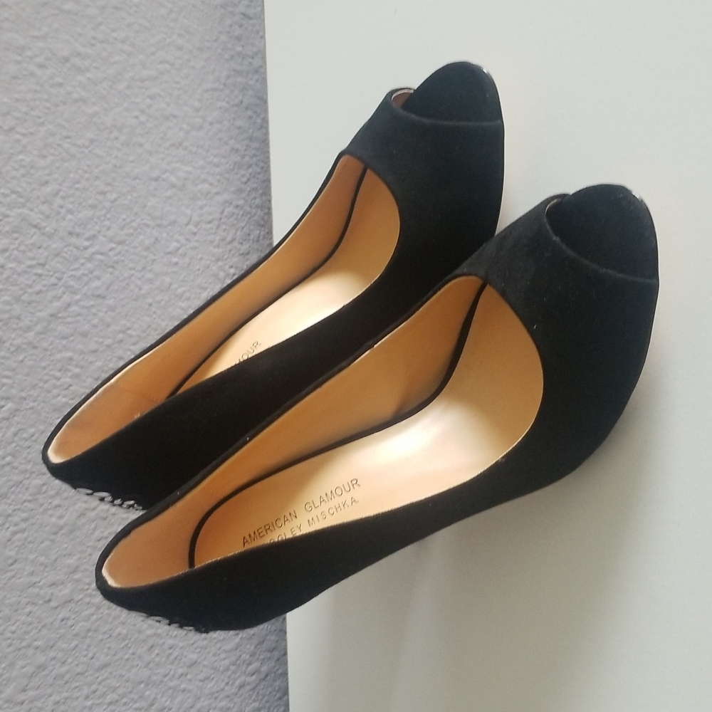 American Glamour Badgley Mischka Heels - Black